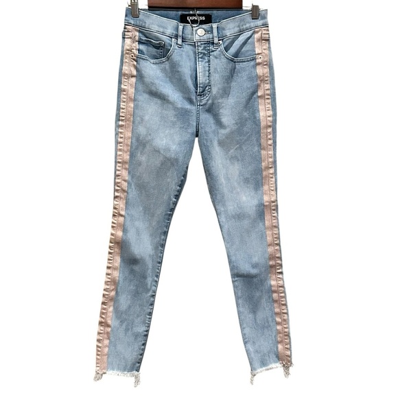 Express Denim - Express Light Washed Cropped Skinny High Rise Stretch Pink Stripe Women’s Size 4